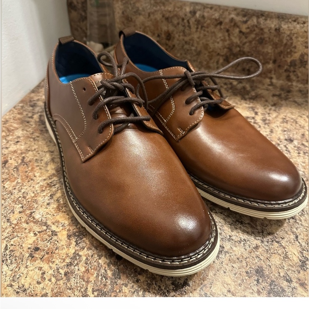 Men's Brown Leather Dress Shoes dockers size 10.5